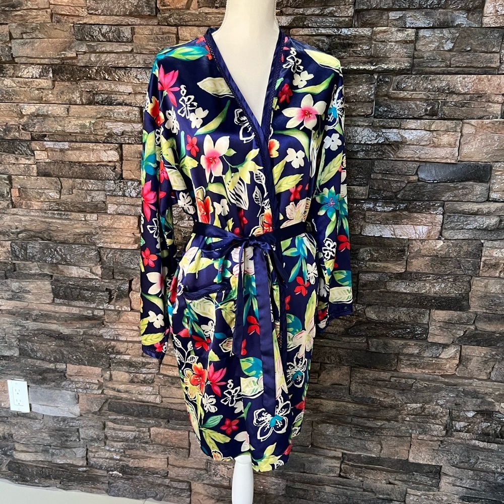 Valerie Stevens Floral Multicolor Sweater